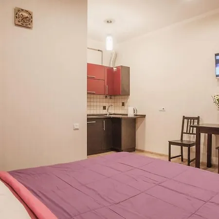 Cozy With Parking! Apartment
